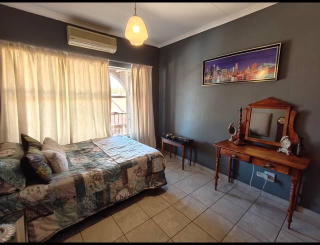 2 BEDROOM APARTMENT TO LET IN THREE RIVERS
